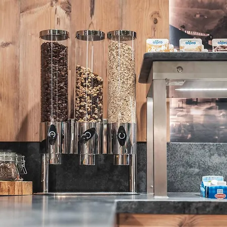 Binders Budget City-mountain 4*