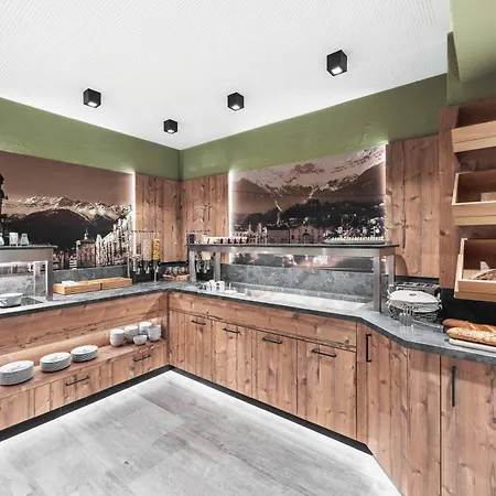 Binders Budget City-mountain Hotel