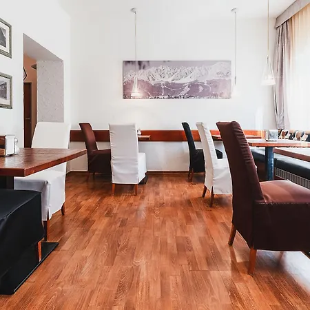 Binders Budget City-mountain