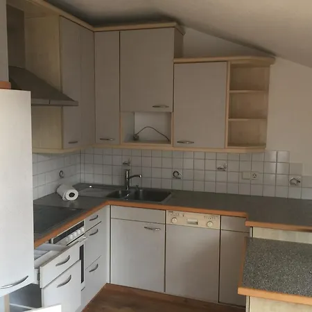 Otel Binders Budget City-mountain 4*