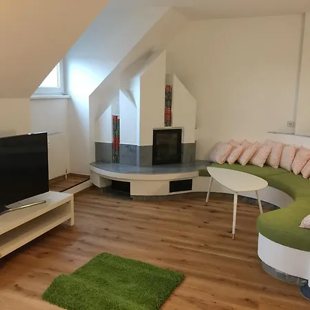 Binders Budget City-mountain Hotel