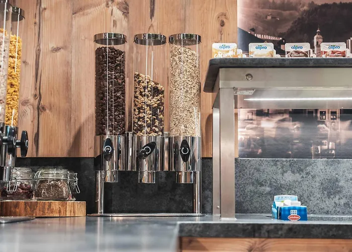 Binders Budget City-mountain 4*