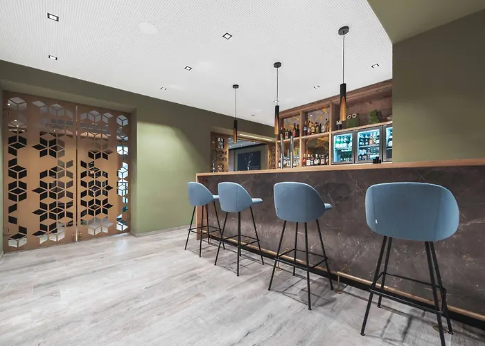 Binders Budget City-mountain Hotel 4*