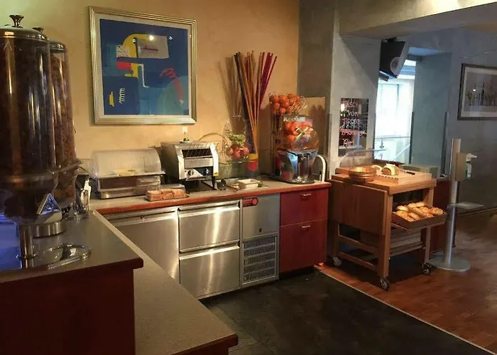 Binders Budget City-mountain 4*